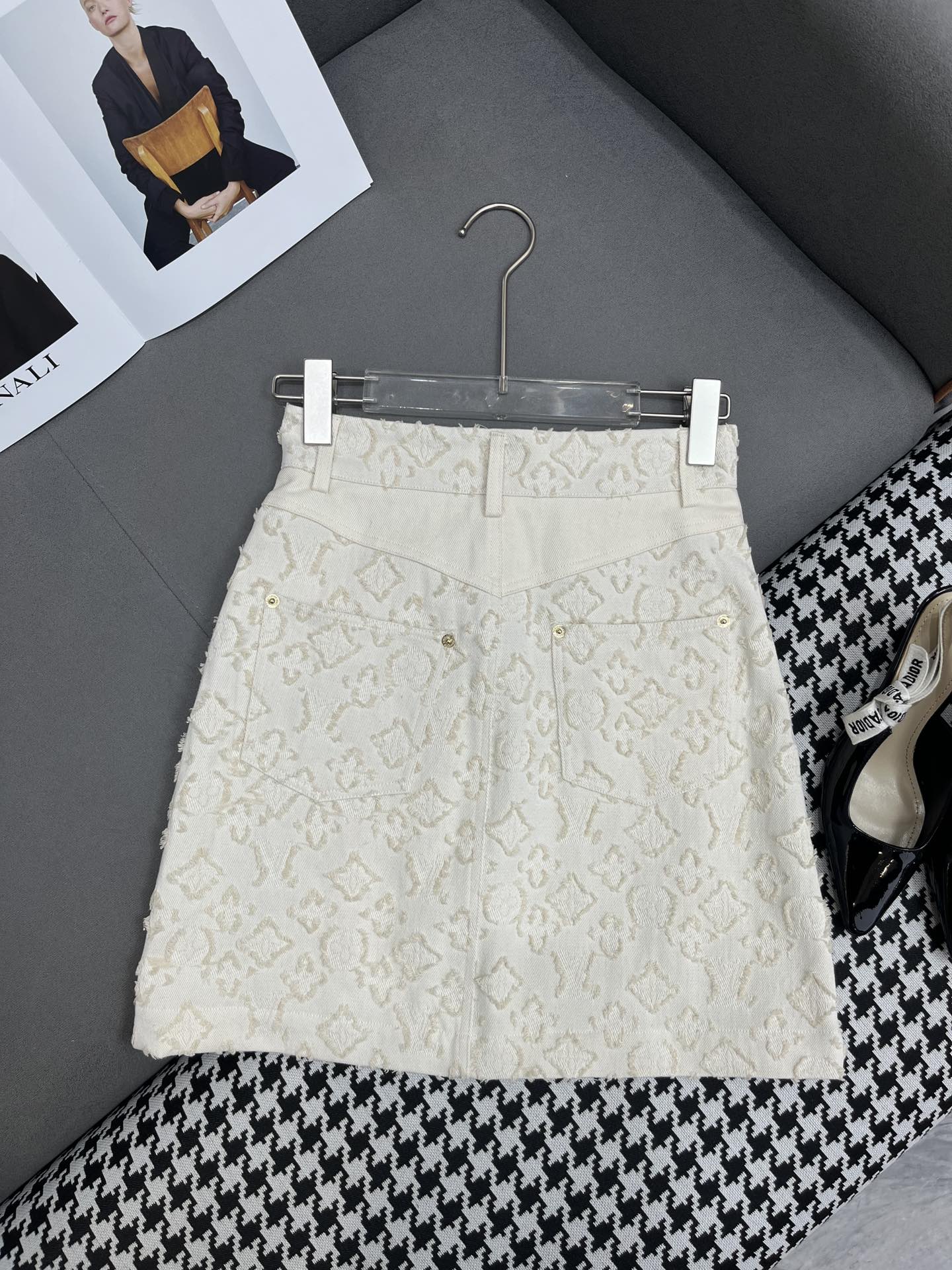 Old fashioned jacquard denim skirt