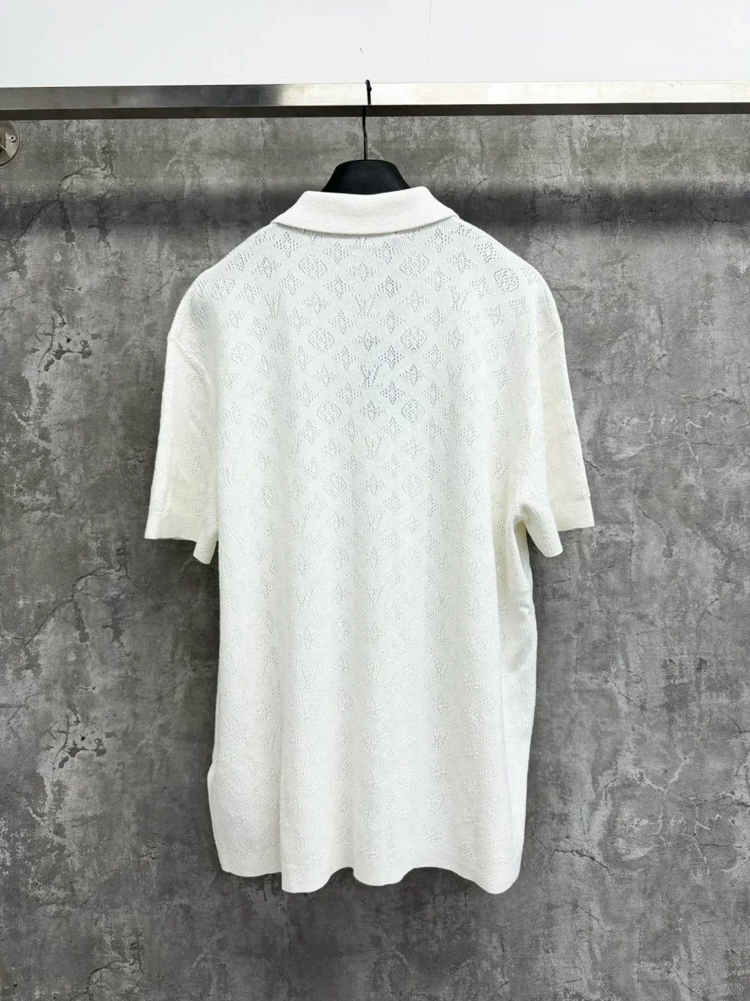 Knitted hollow T-shirt