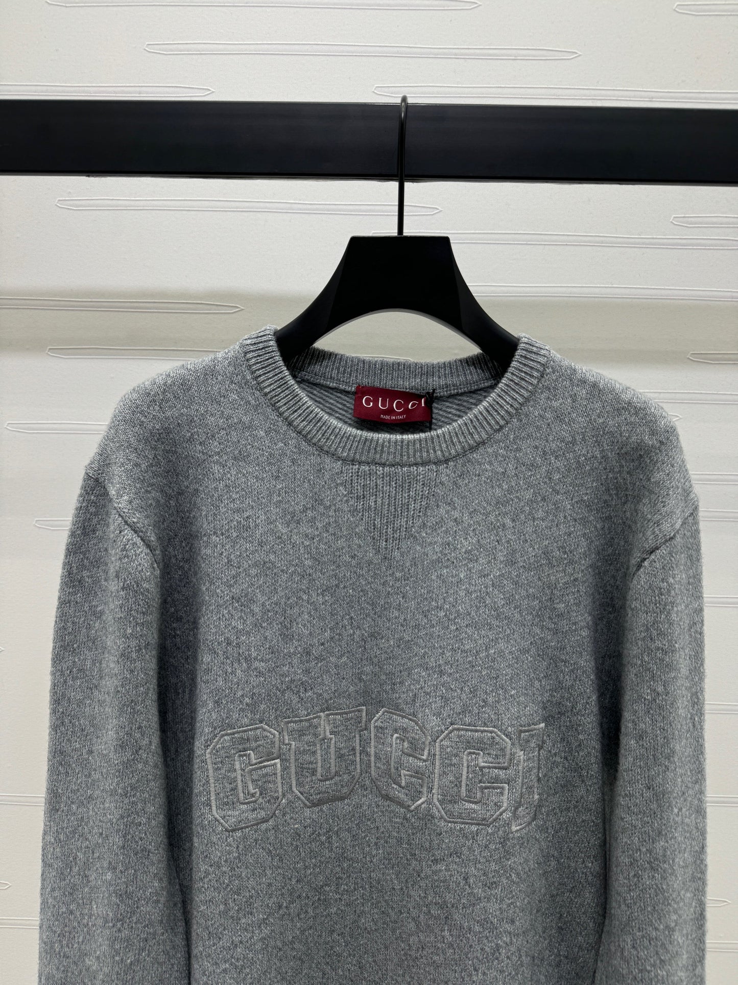 Letter embroidered round neck pullover sweater