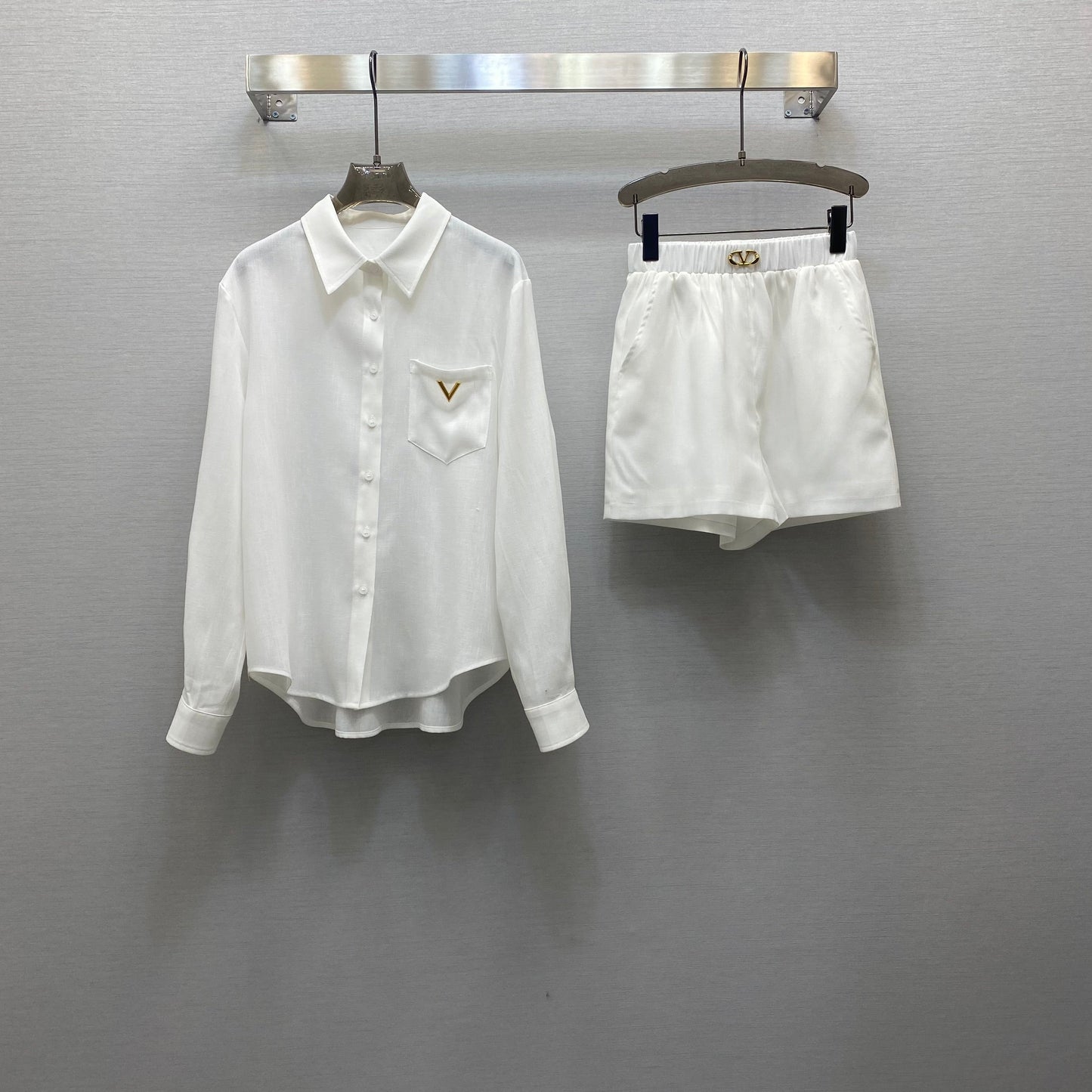 Minimalist shirt + shorts set