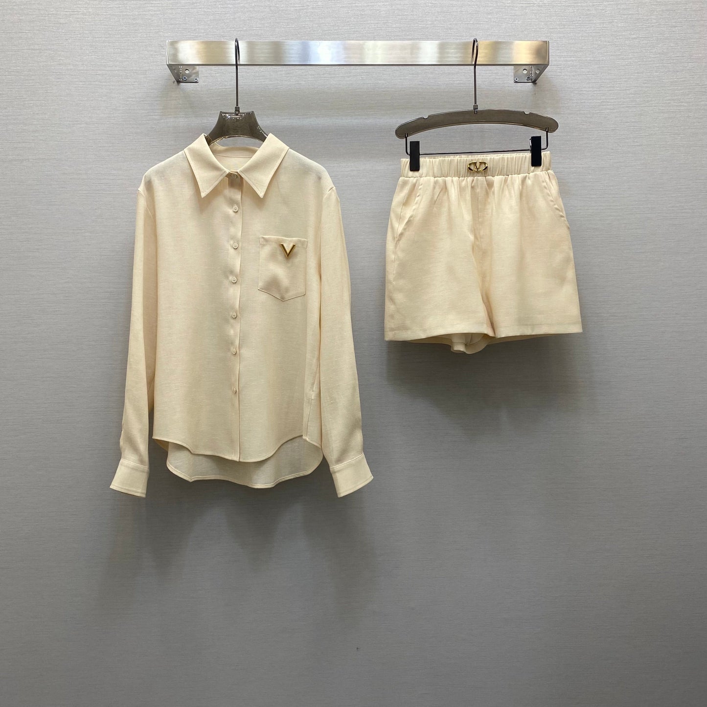 Minimalist shirt + shorts set