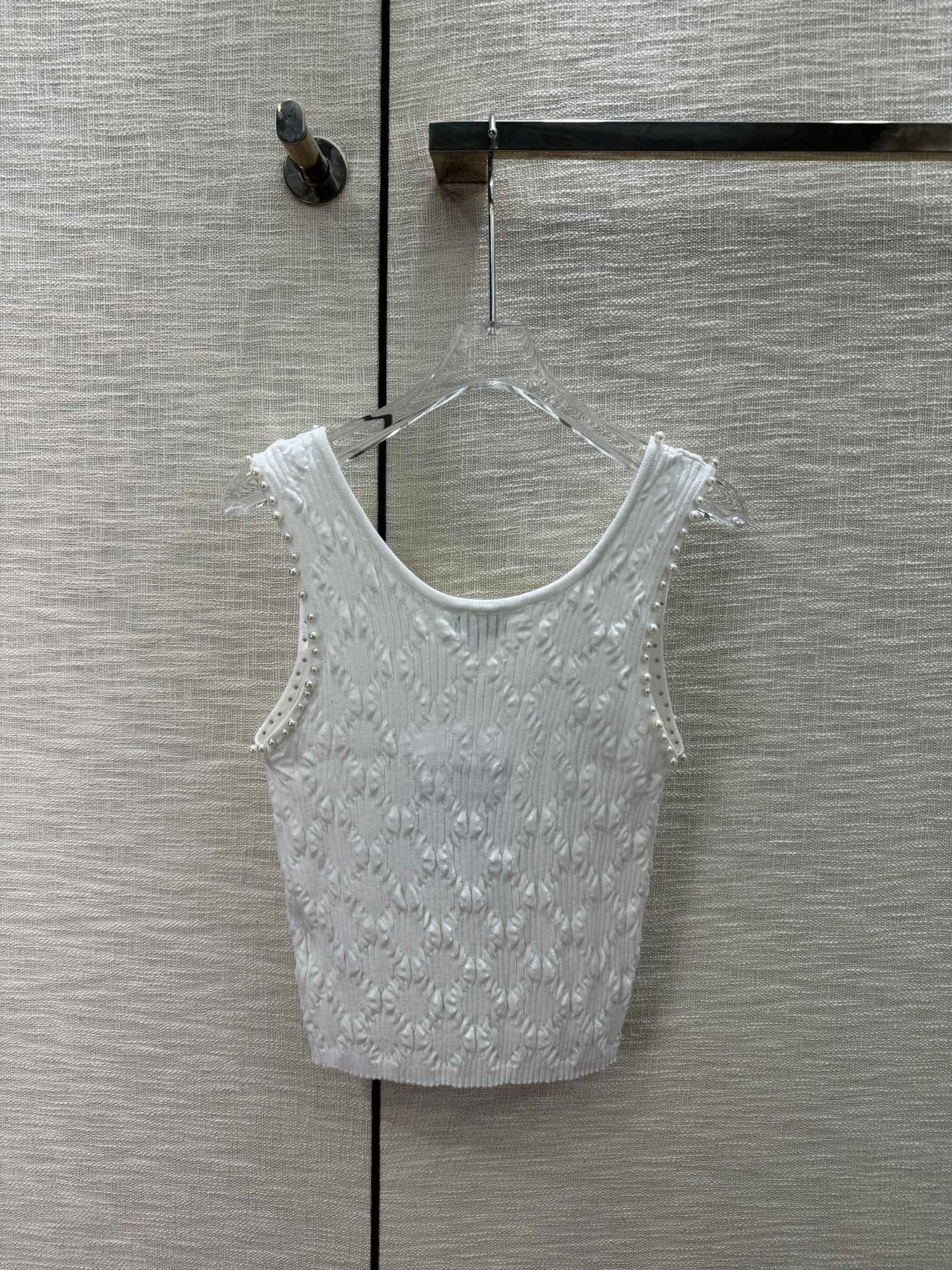 Pearl embellished light vest