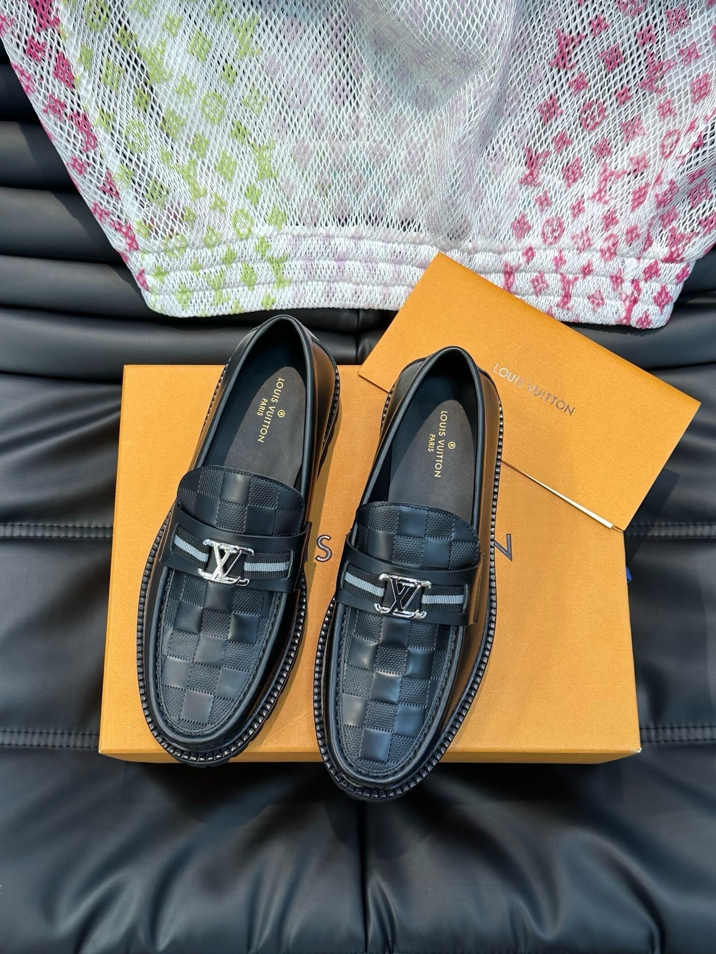 Loafers, high-end men's formal shoes and casual leather shoes