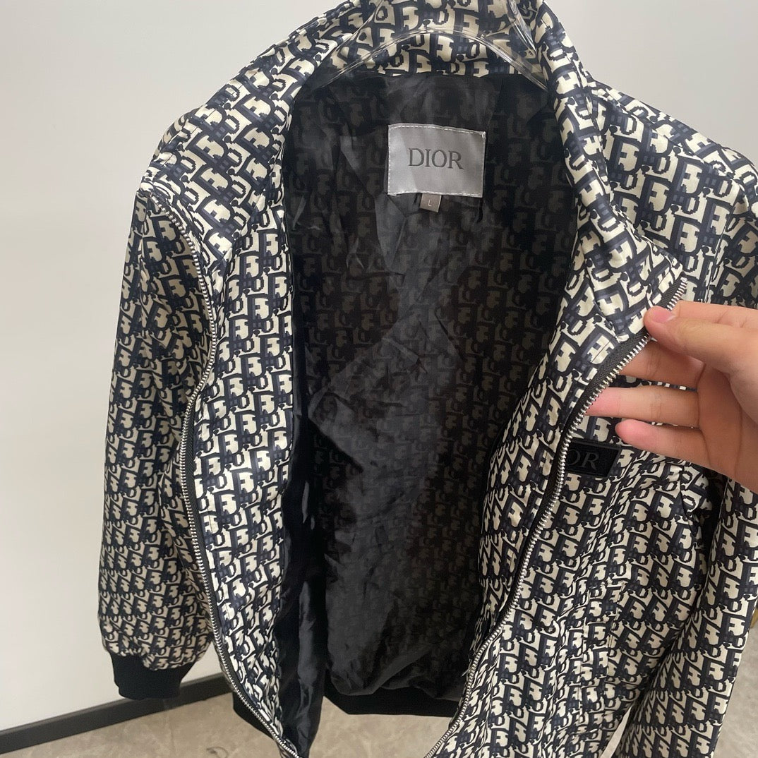 Classic heritage obl all-over printed jacket with presbyopic elements