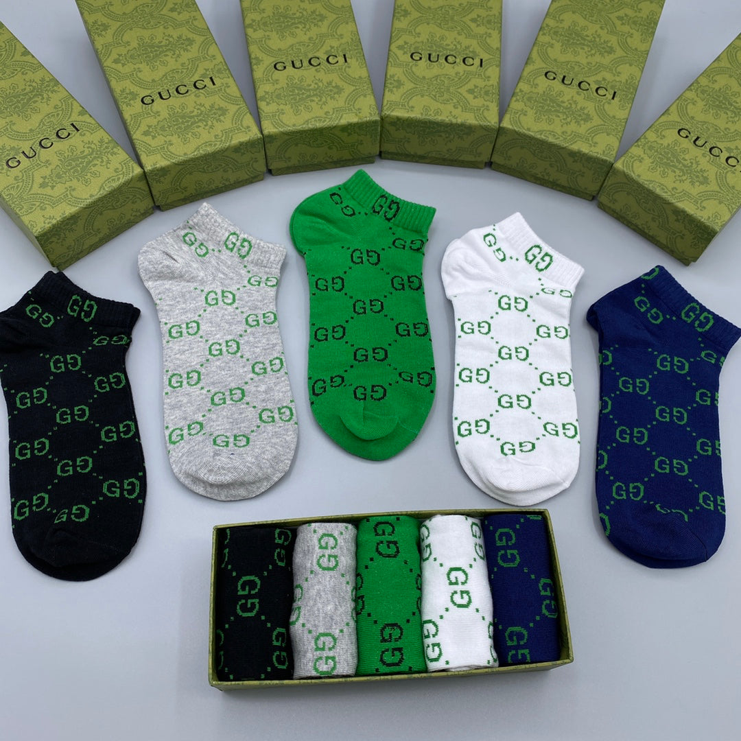 Green logo print socks