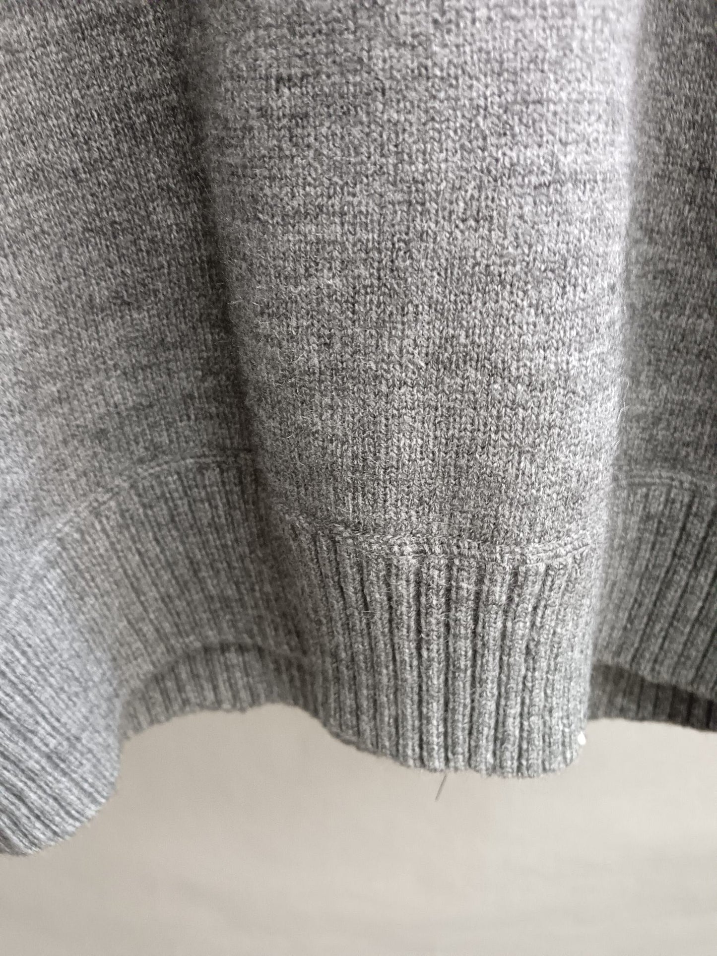 V-neck crew neck sweater