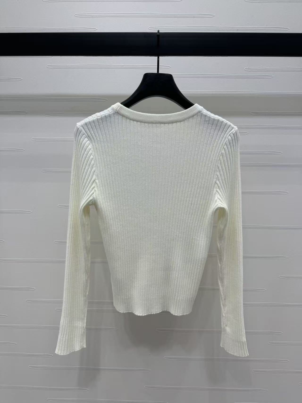 Hollow knitted long sleeves