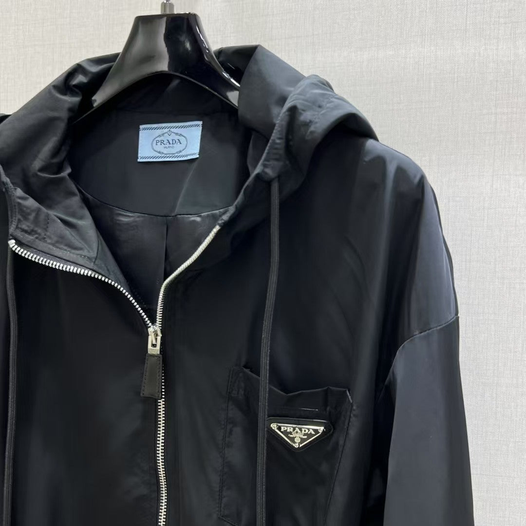 Hooded nylon jacket