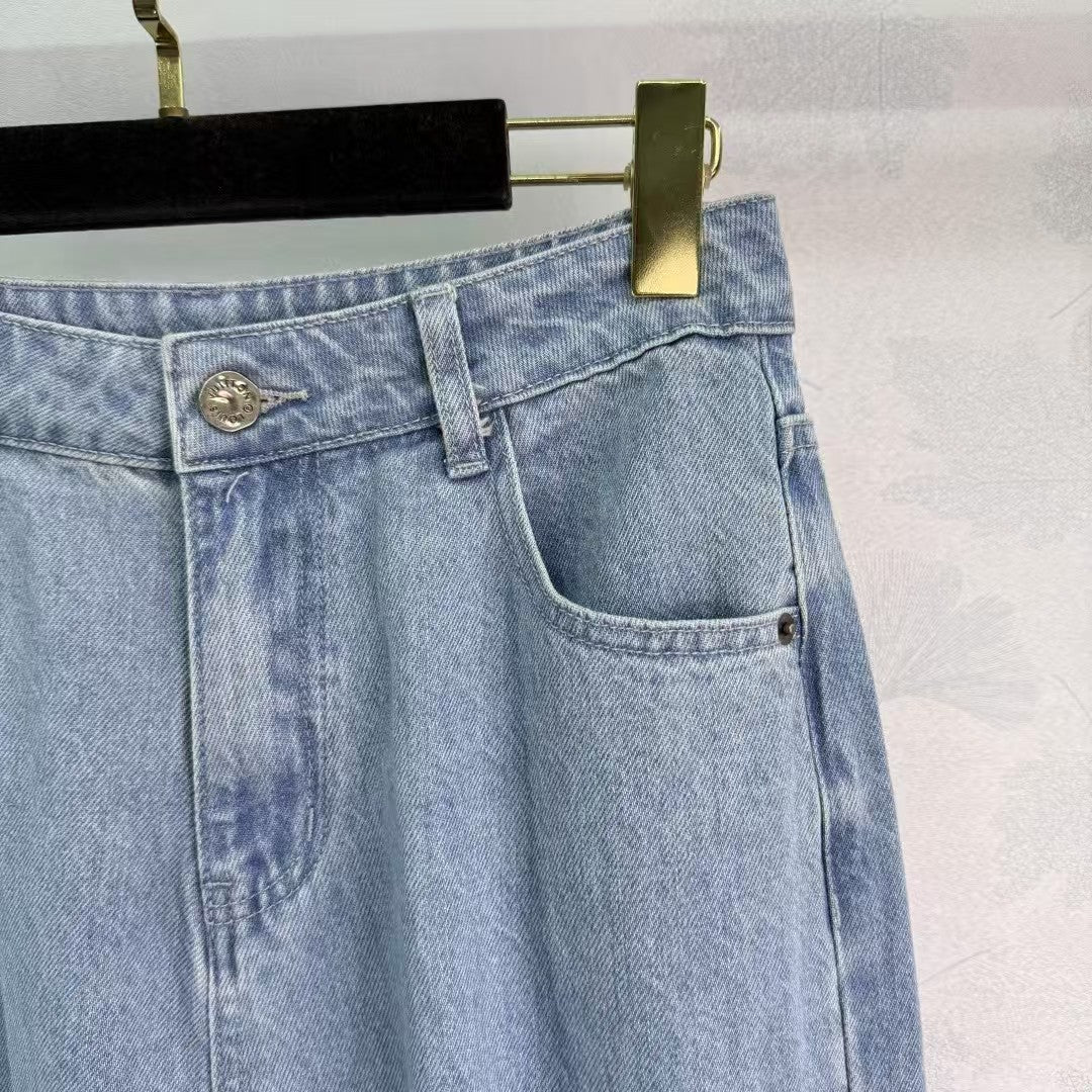 Heavy-duty laser 3D hook-and-loop jeans