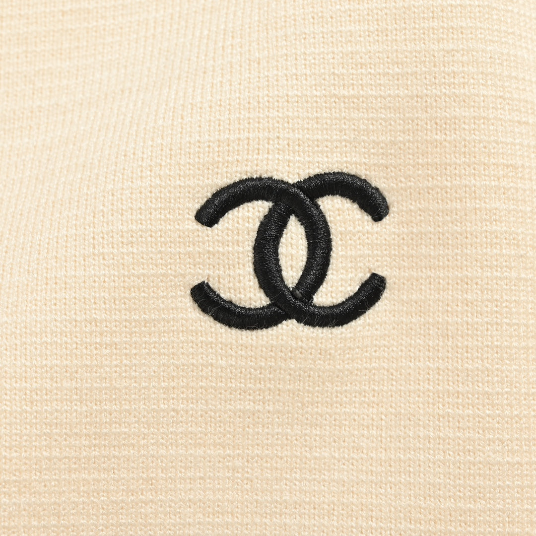 CC logo lapel contrast knitted sweater jacket