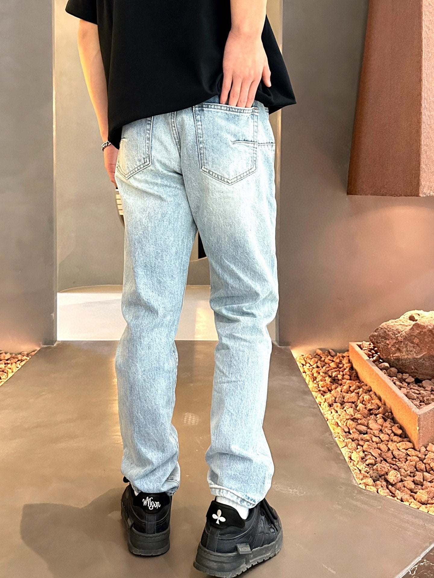 pocket split jeans