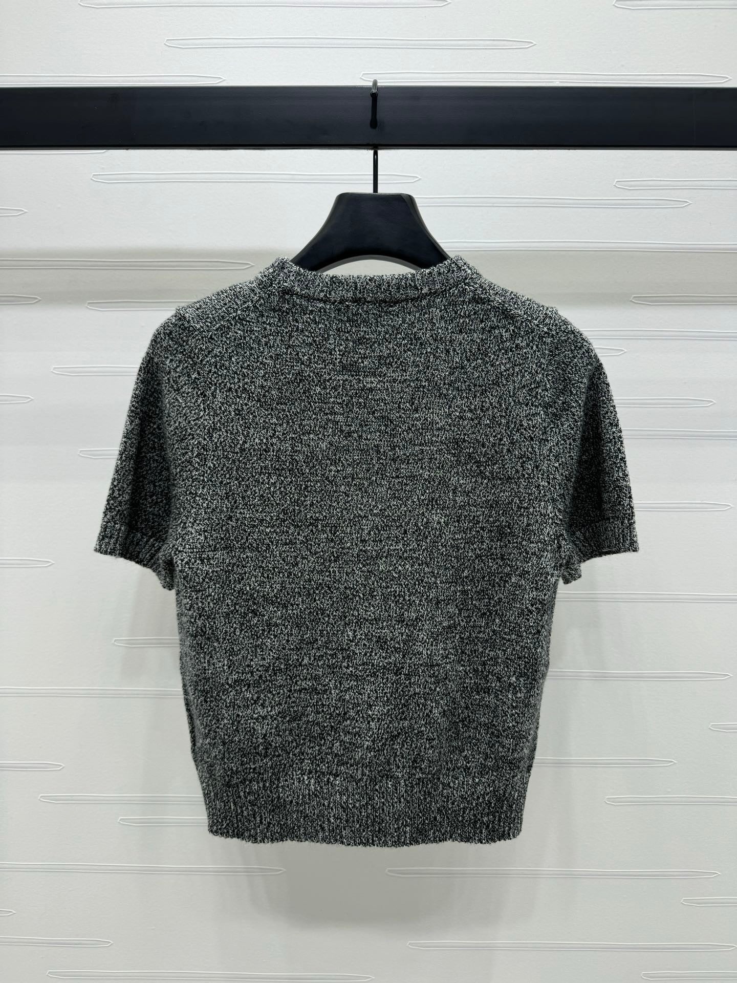 round neck knitted short sleeves