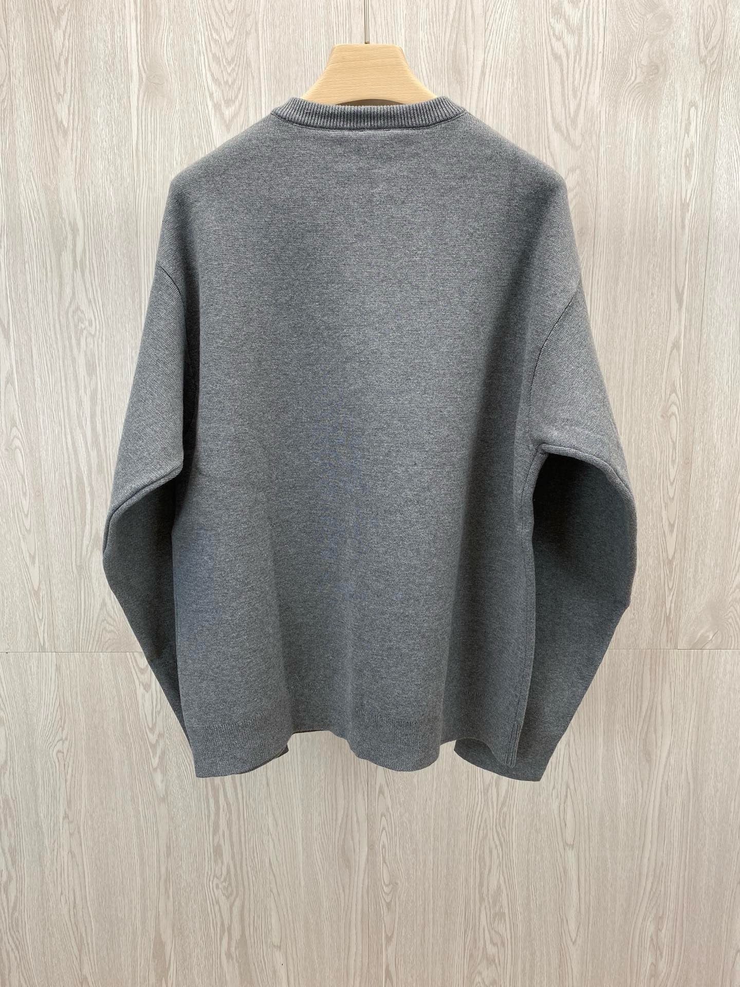 Loew Rivet sweater