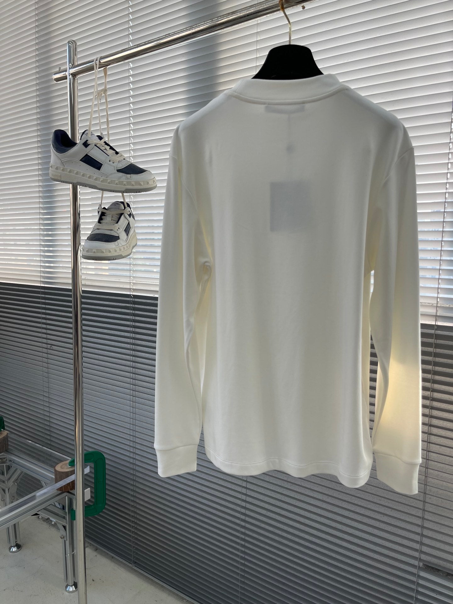 24FW NEW L round neck sweatshirt