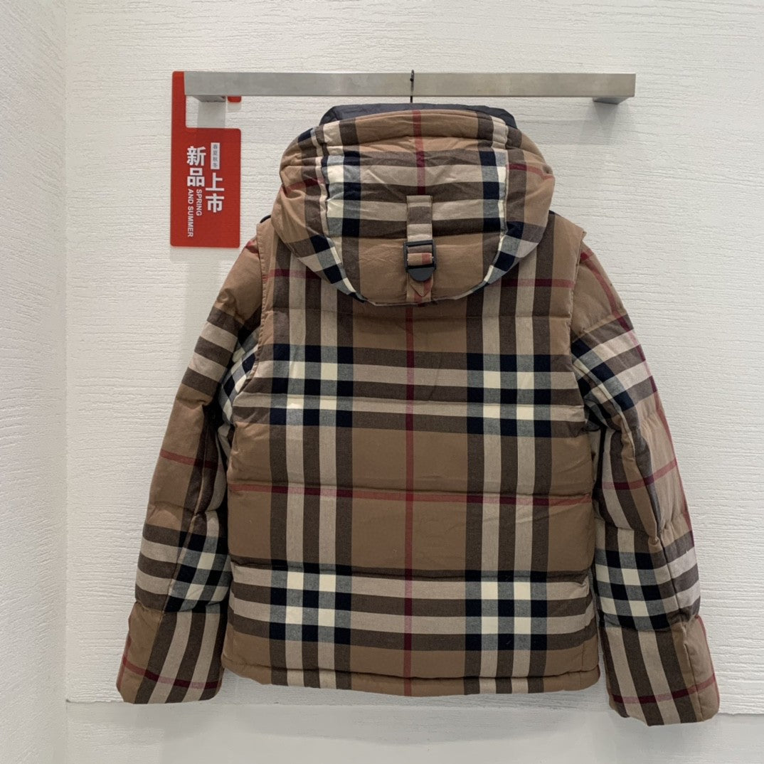 Classic plaid detachable sleeve zipper women's down jacket