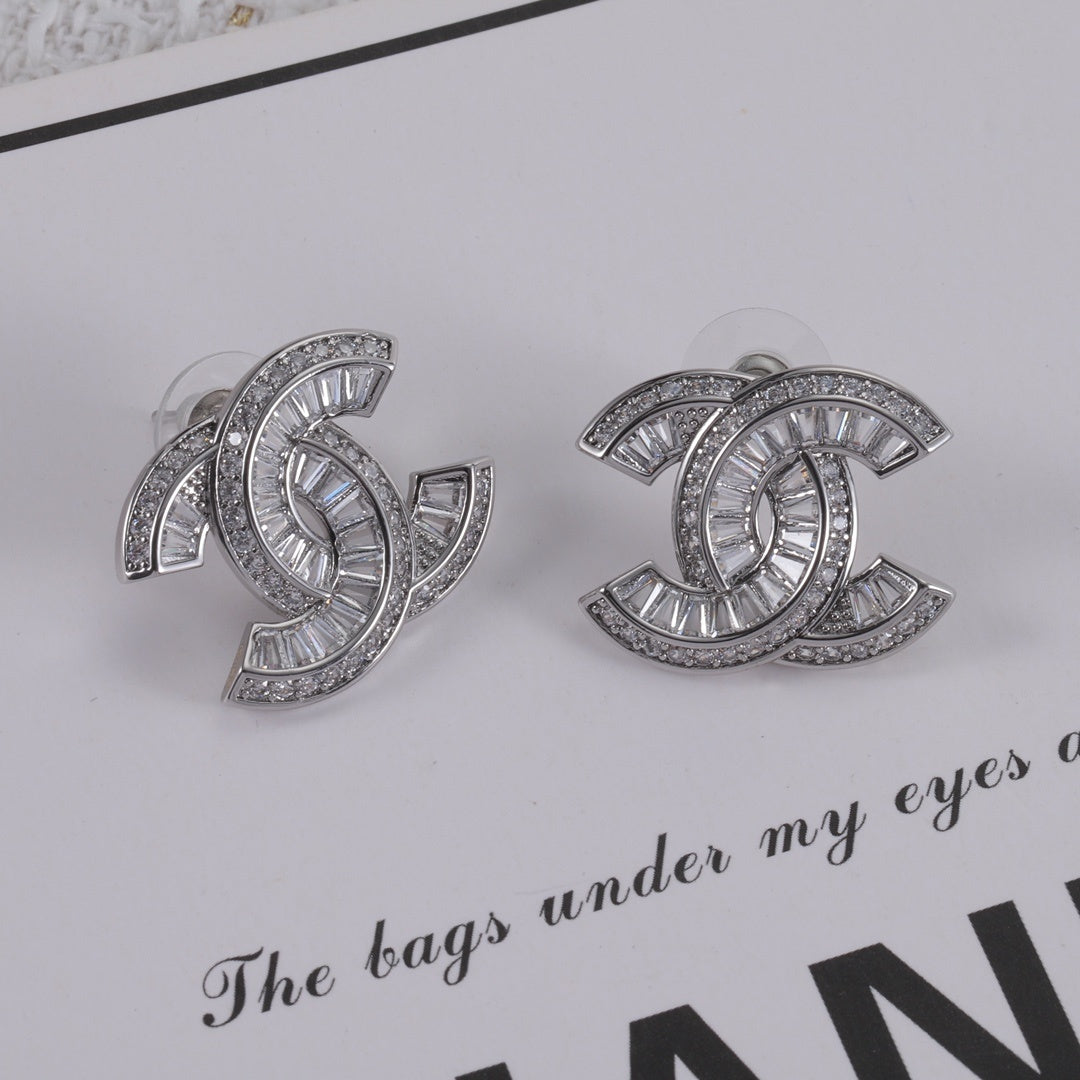 New spiral diamond earrings